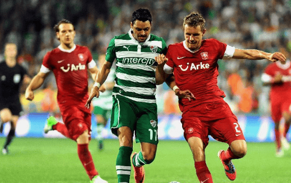 九游体育APP-包含窗口期荷甲焦点战；武汉三镇门线救险；震撼外界；更衣室氛围转暖的词条